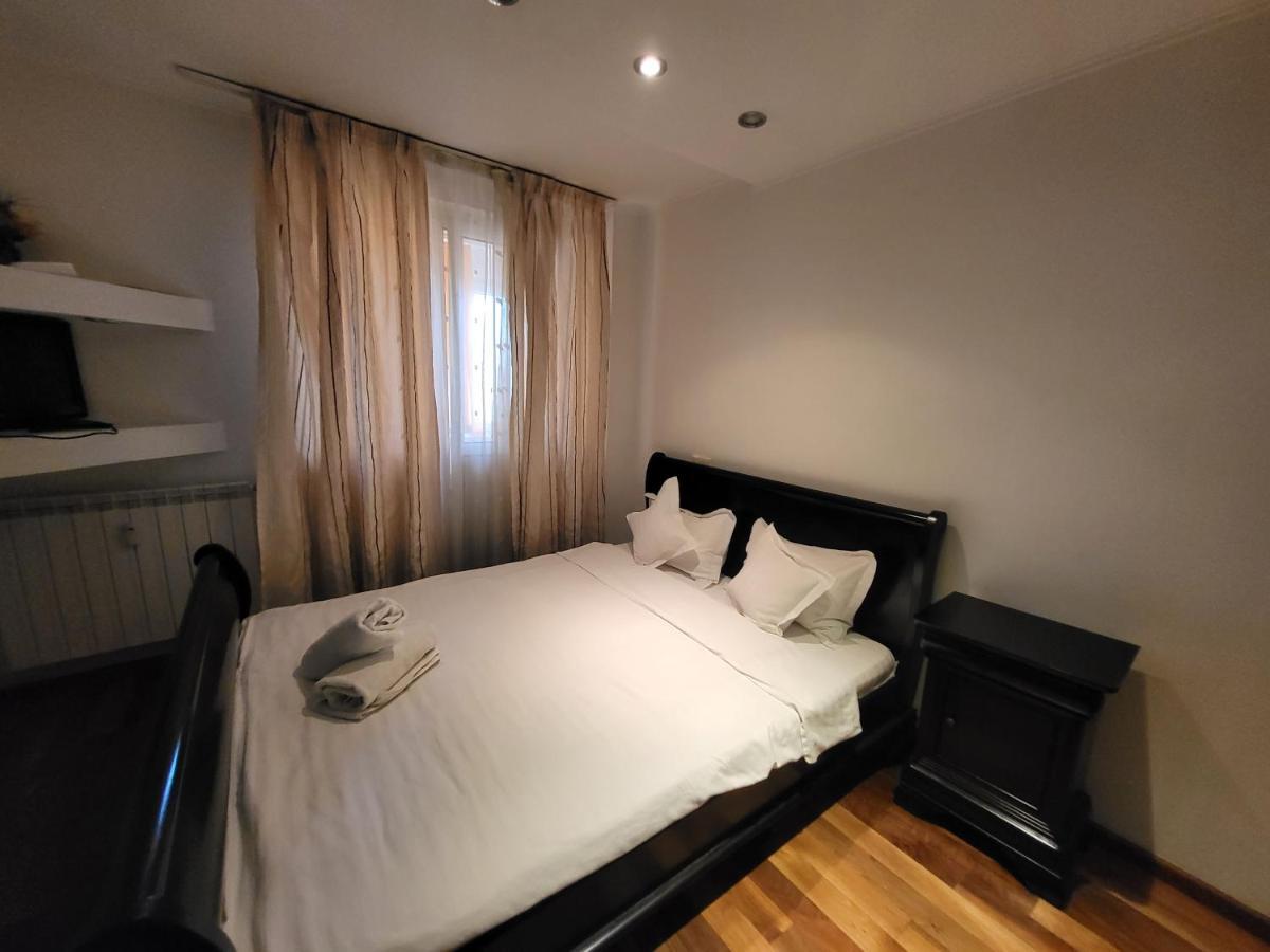 Baba Novac Apartment Bucureşti Ngoại thất bức ảnh